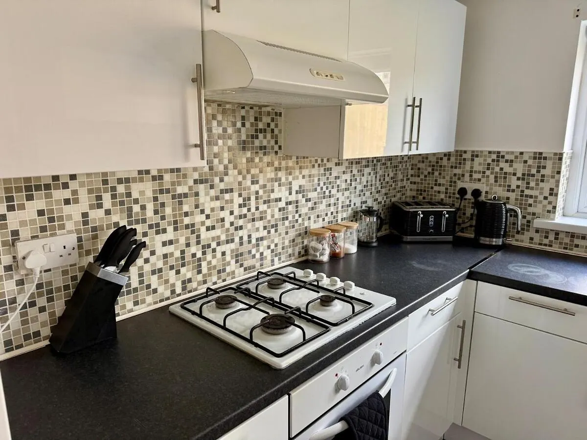 Beautiful City Centre Apartment With Garden Cardiff