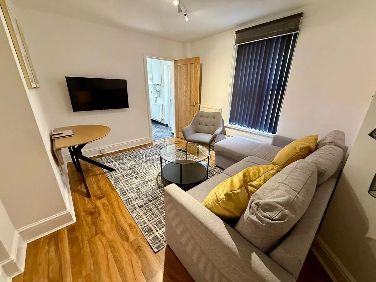 Beautiful City Centre Apartment With Garden Cardiff United Kingdom