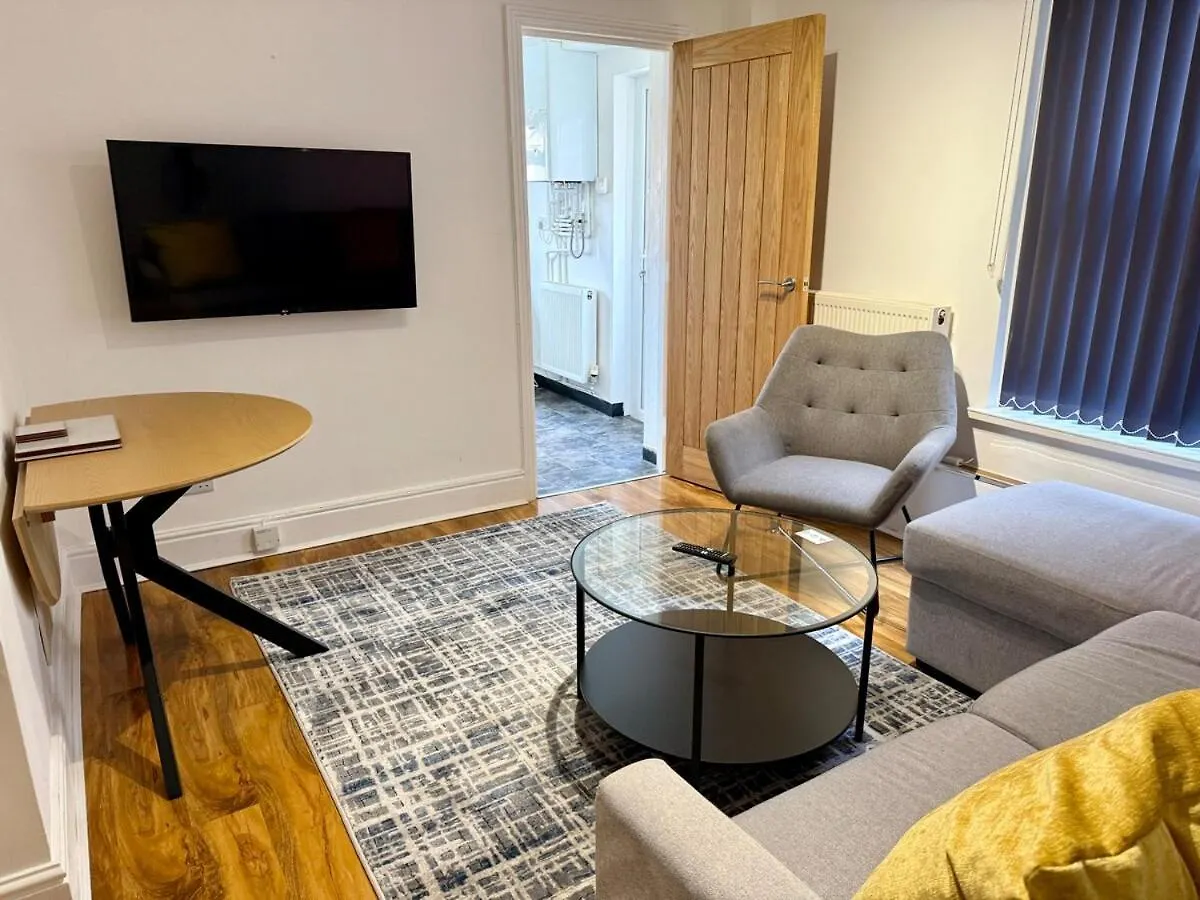 Beautiful City Centre Apartment With Garden Cardiff 0*,