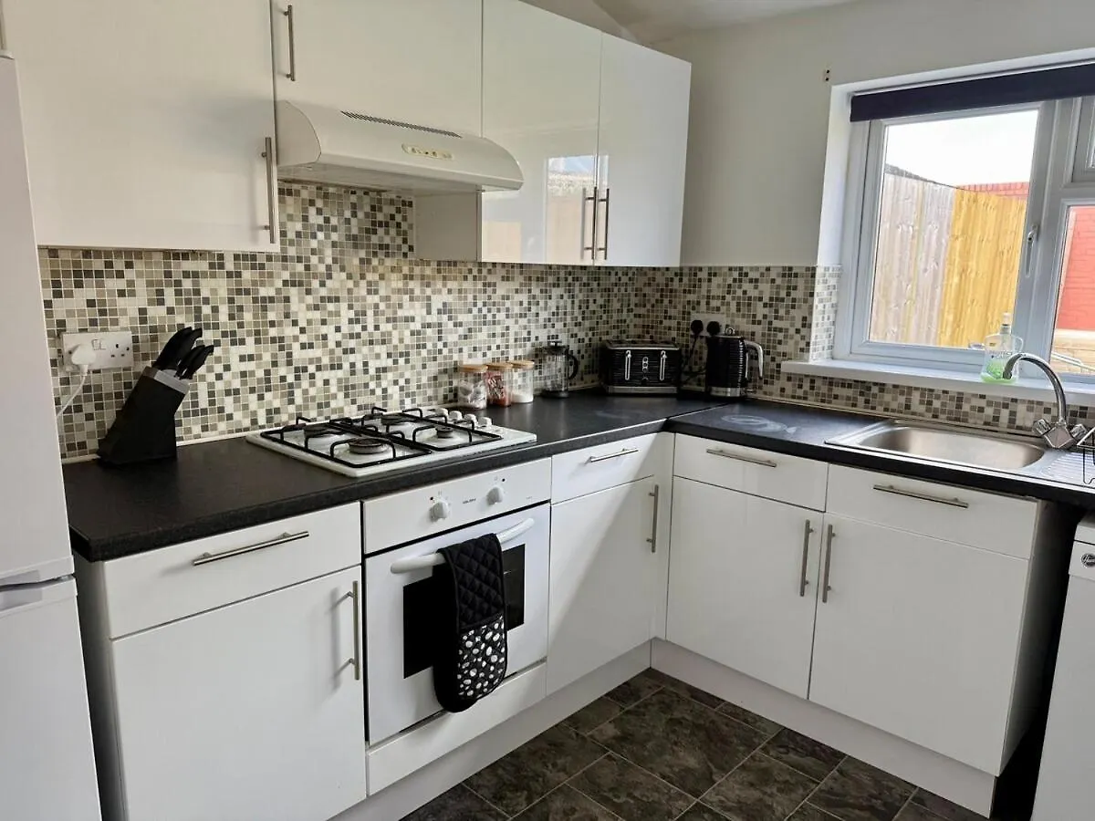 Beautiful City Centre Apartment With Garden Cardiff