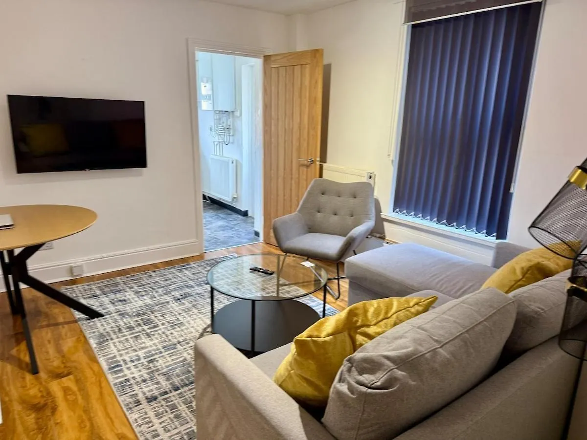Beautiful City Centre Apartment With Garden Cardiff